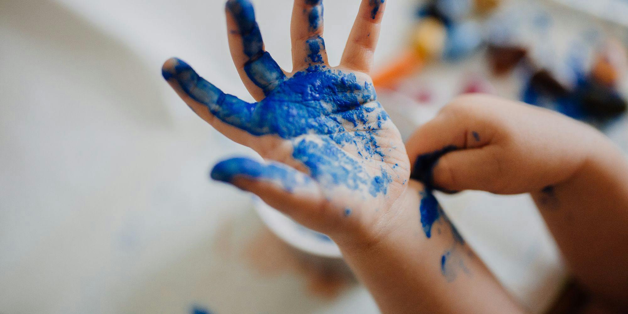 Cover Image for How can art and craft activities benefit a child's learning and social skills?